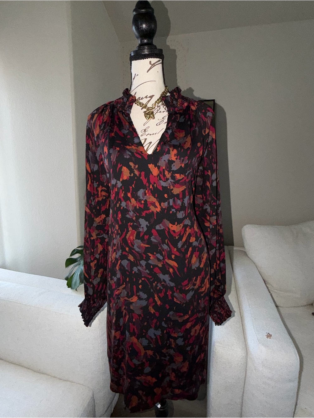Allison Joy Long-Sleeve V-Neck Shift Dress in Black with Red & Brown Print